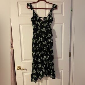 Chic Black Floral Maxi Dress